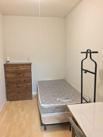 Palo Alto 斯坦福大学附近小卧室1月5号起租，$30/天 1