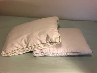 2 Pillows 1
