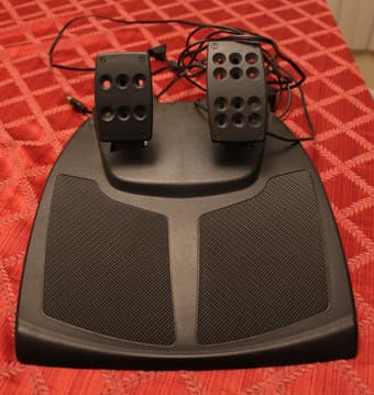 Logitech 3 MOMO Force Feedback Racing Wheel 3