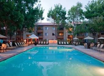 Private Room in beautiful 3 bedroom/2 bath in Downtown Mountain View 2