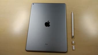 iPad Pro 12.9" 32GB Wifi only Space Gray + Apple Pencil (BOTH) 3