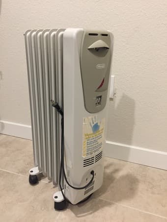 DeLonghi Radiator Space Heater 1
