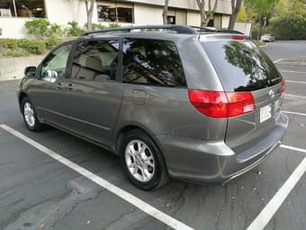 2005 Toyota Sienna XLE, 7 seats, 146k mile 2