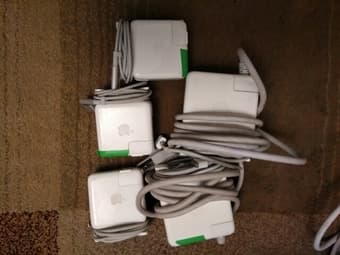 Assorted Mac/iPhone/iPad power adapters/charging cables 3