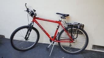 TREK 2000 Mountain Bike 1