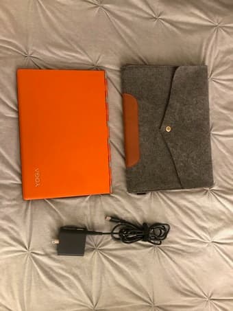 Lenovo Yoga 900 (i7-6560 Processor, 16GB of RAM, 512 SSD) - Like New 1