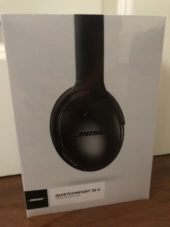 Bose QuietComfort 35 (Series II) Wireless Headphones, Noise Cancelling 1
