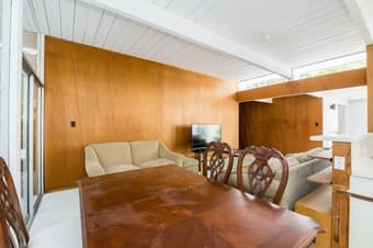 "We have an empty room in our amazing house! Come check it out! 2