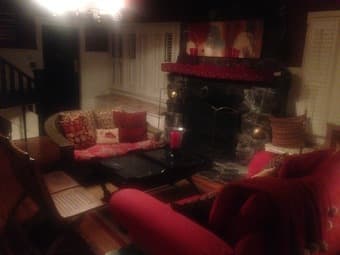 Large, furnished room in historic house in Palo Alto, next to campus 2