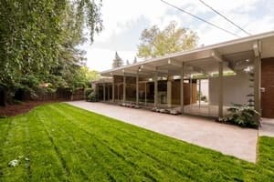 7 BR / 2.5 BA beautiful home in Palo Alto 1