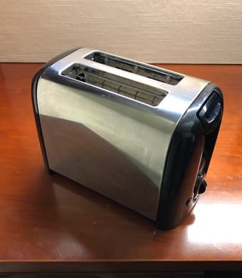Toaster 10$ 1