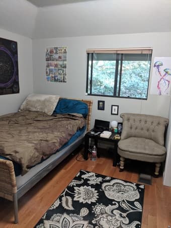 $1250 Beautiful spacious private bedroom (15 min bike to Stanford) 1