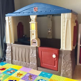 Kids' playhut, indoors or outdoors, $45 1