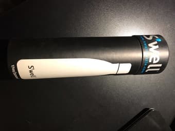 Swell Water Bottle 17oz 1