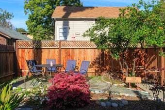 Shared Rooms / Girls Room / Co Ed and Private Room @ Rentashare $900 3