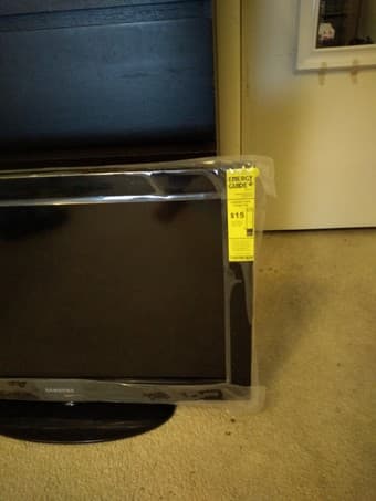 Samsung 32" TV (Palo Alto) 2