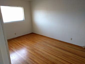 Private Room Available! 2Br/1Ba Apartment! 2