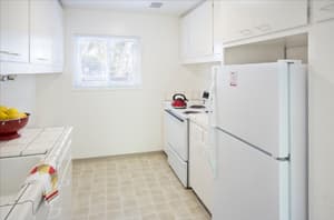 Summer 2 Bed/1 Bath House On Campus (Escondido Village Sublet) - $2,24 2