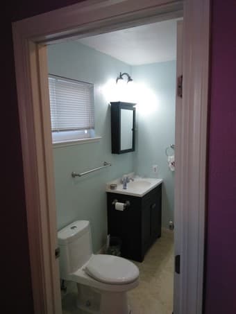 Available room in Redwood City 3