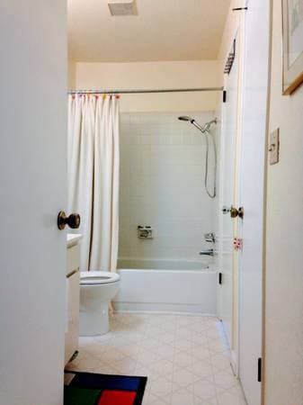 Private room @great Location near MV Downtown 3