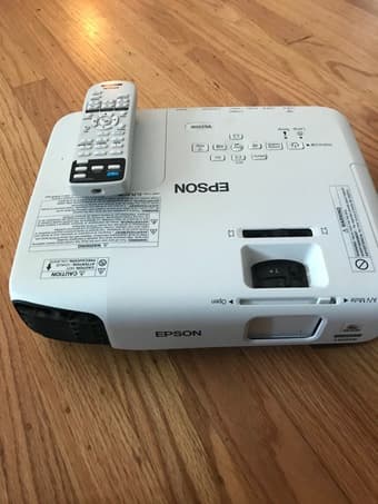 Epson VS335W Multimedia Projector Projector 1