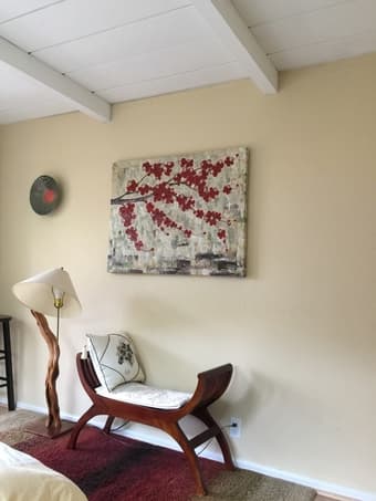 Lovely Single Family house upper College terrace May 15 to Aug31 3