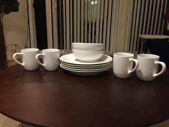 Mainstays 5 plates+4 small plates+2 bowls+4 mugs (palo alto) 1