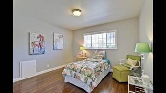 Nice and quiet furnished private bedroom (convenient to Stanford) 1