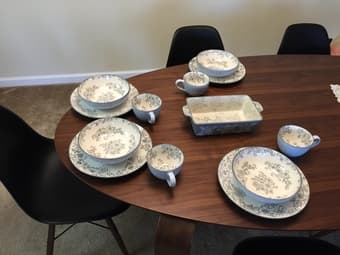 13 Piece Dinnerware Set (palo alto) 2