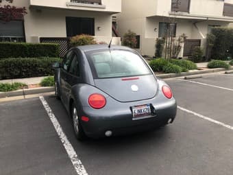 Selling Volkswagen Beetle - 70220 mile 3
