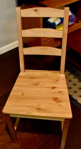 Dining Table and 4 chairs 2