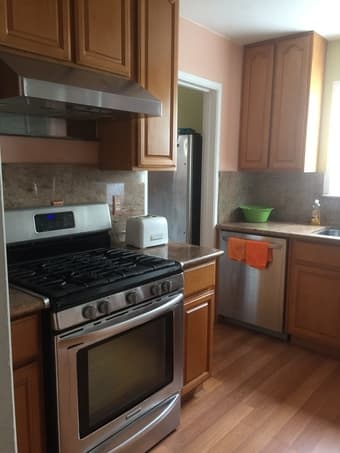 2 Bed/2Bath Furnished Mid Town Palo Alto House 2