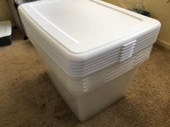 Plastic stroage box/bin 1