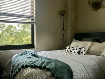 Summer Sublet in Munger 3
