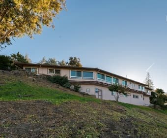 Unbelievable mansion in Los Altos Hills - room for ren 1