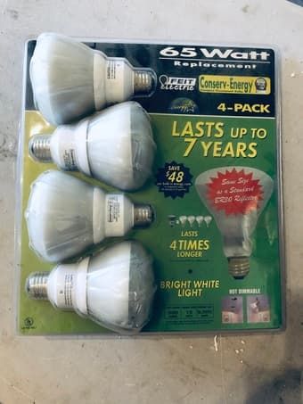 8 Light Bulbs (65 Watt) 1