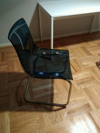 dinning table + chairs 2
