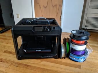 3D Printer - Makerbot Replicator + 1