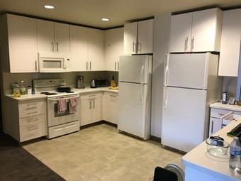 Amazing 1 bedroom 1 bath furnished Sublet in Munger 2