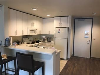Private Room/Bath in Munger Summer Sublet (June 7 – Mid-September) 3