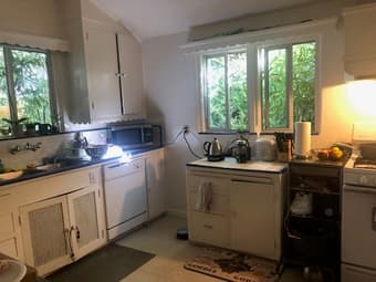 2BR/1BA Shared Cottage in Menlo Park - June 1 move in 1