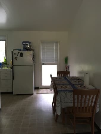 1 BR in 2BR Escondido Lowrise Available June 1 - September 21 3
