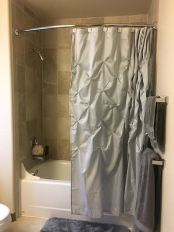 Spacious Summer Sublet in Luxurious Munger, 4bd/5ba, June-Aug, 3