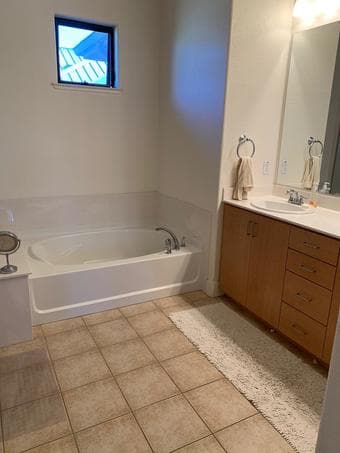 $2000 SUMMER SUBLET IN Palo Alto FROM JUNE 25 to AUGUST 6 3