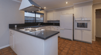 Right next to Stanford! Menlo Park house needs housemate 2