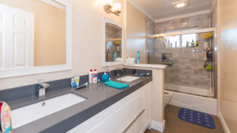 Unbelievable mansion in Los Altos Hills - room for rent 1