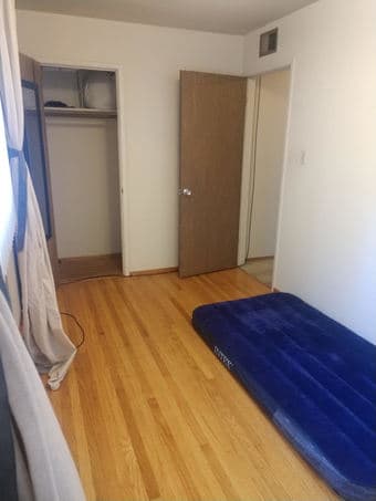 ~$1000 Room for rent -- Downtown Palo Alto 3