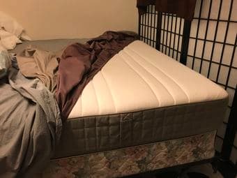 bed set (queen size) 1