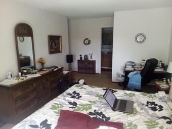 Oak Creek Apartments Sublet (15 min walk to Stanford) - Furnished room 1