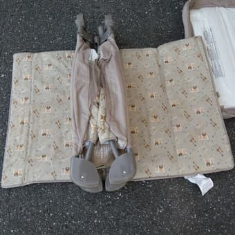 Evenflo Pack and play 1